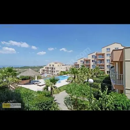 Apartment Golf Club Kusadasinda Iki Oda Bir Salon